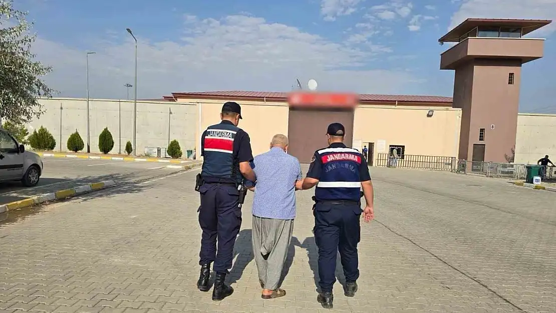 Gaziantep'te aile içi kavgada öldürülen Eyüp Tiryaki'nin katil zanlısı babası ve amcası çıktı