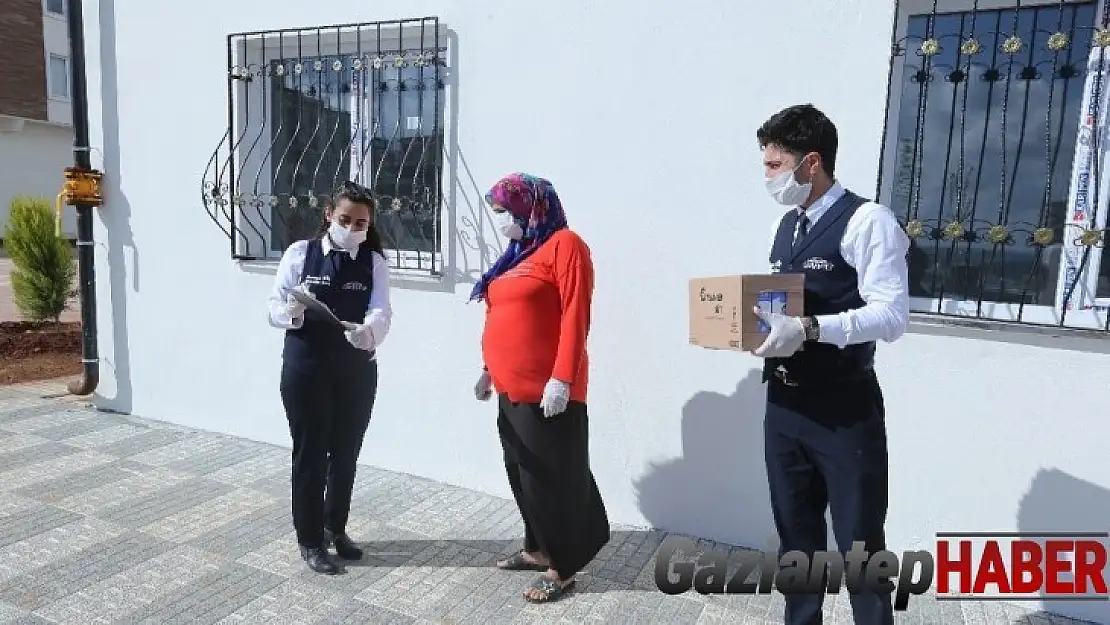 Gaziantep'te anne adaylarına 943 bin litre süt dağıtıldı