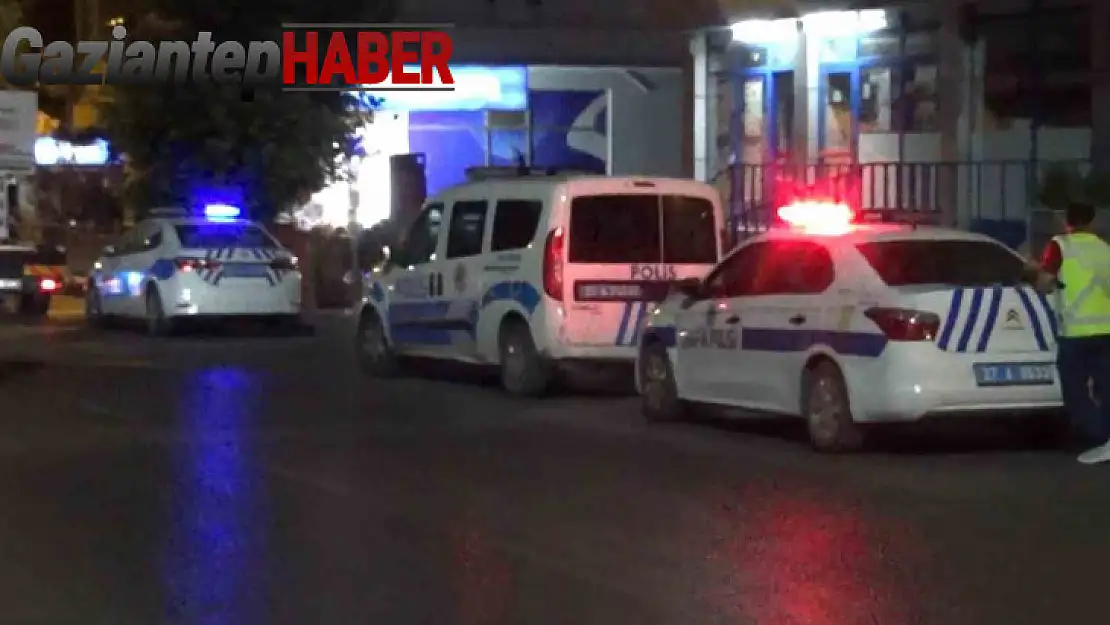 Gaziantep'te araç yayaya çarptı: 4 yaralı