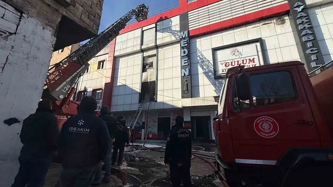 Gaziantep'te ayakkabı atölyesinde yangın