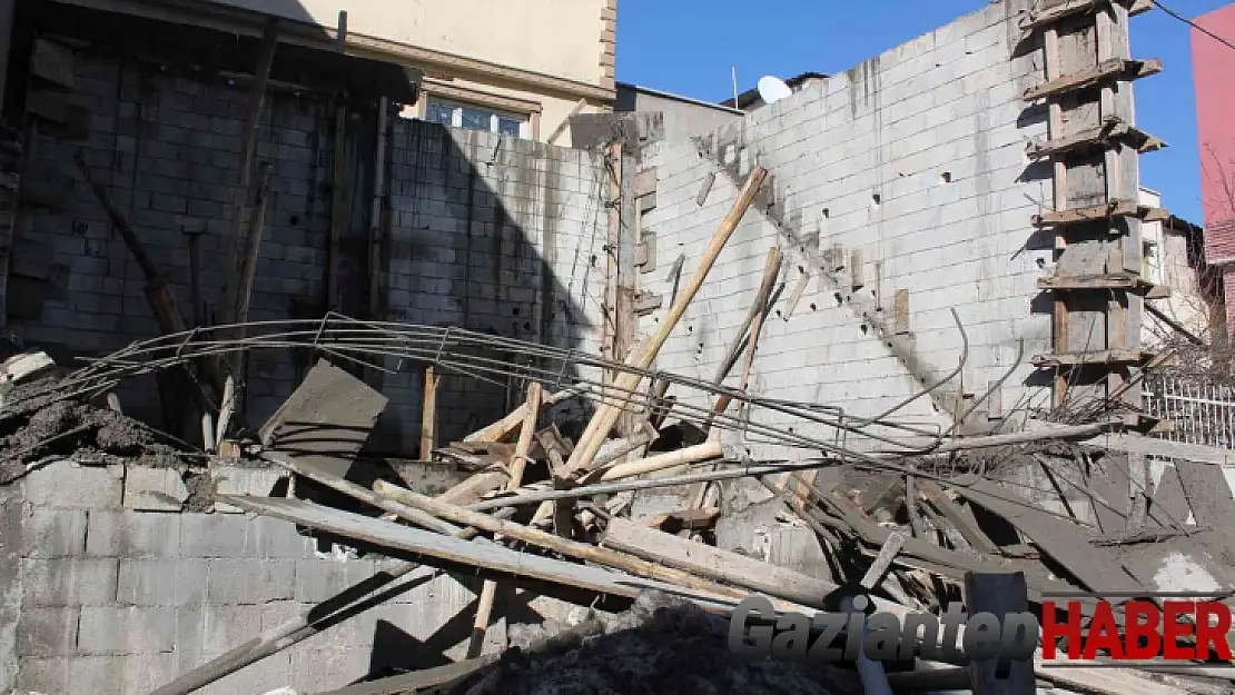 Gaziantep'te beton dökülürken inşaat kalıbı çöktü: 3 yaralı