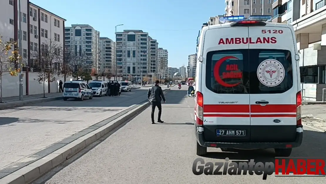 Gaziantep'te bıçaklı sopalı kavga: 4 yaralı
