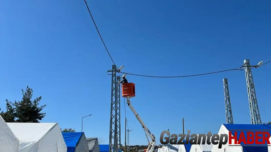 Gaziantep'te çadır kentlere enerji sağlandı