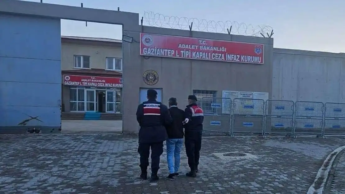 Gaziantep'te DEAŞ silahlı terör örgütü üyesini jandarma yakaladı