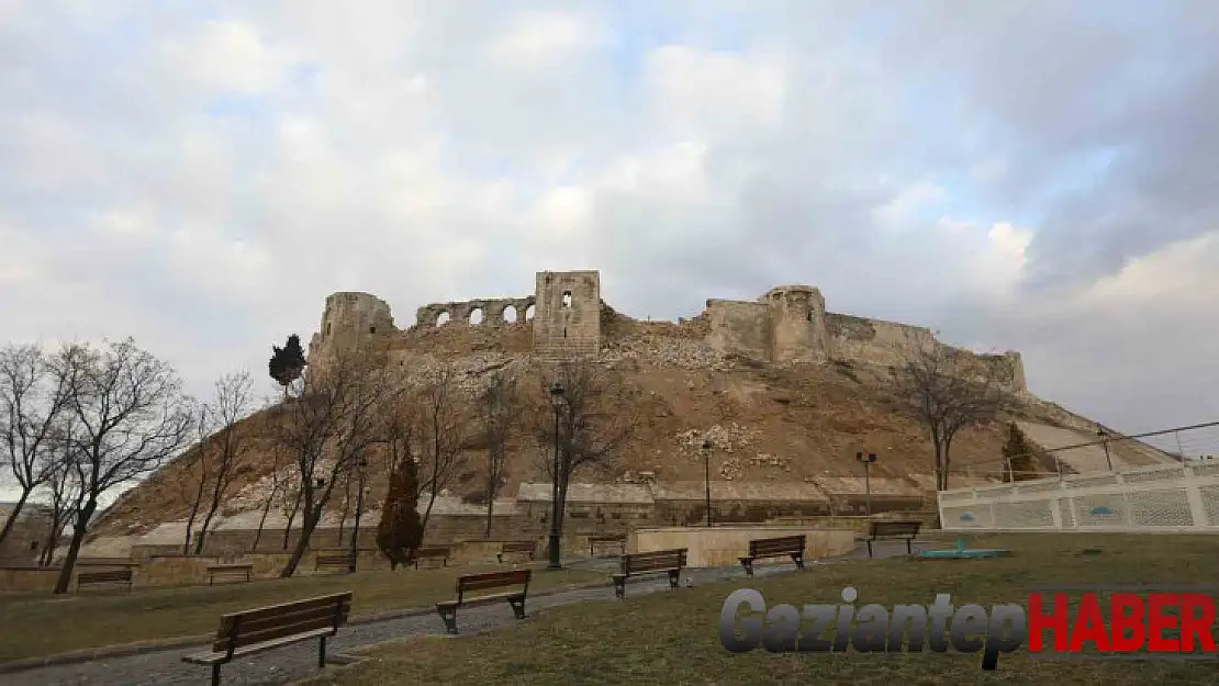 Gaziantep'te depremde hasar alan tarihi yapılar için bilim kurulu toplandı