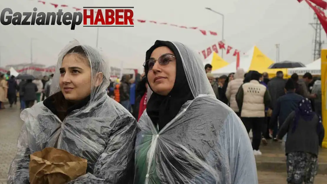 Gaziantep'te depremzedelerin kura heyecanı