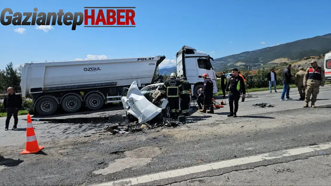 Gaziantep'te feci kaza: 2 ölü, 2 yaralı