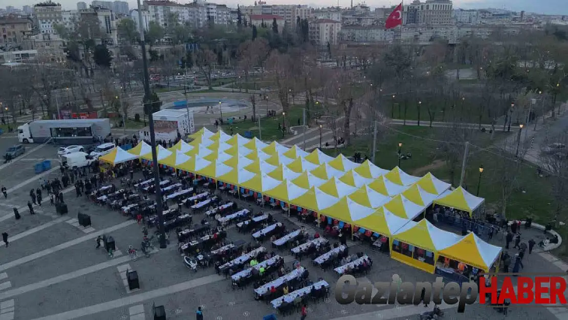 Gaziantep'te iftar çadırlarında günlük 15 bin kişi ağırlanıyor