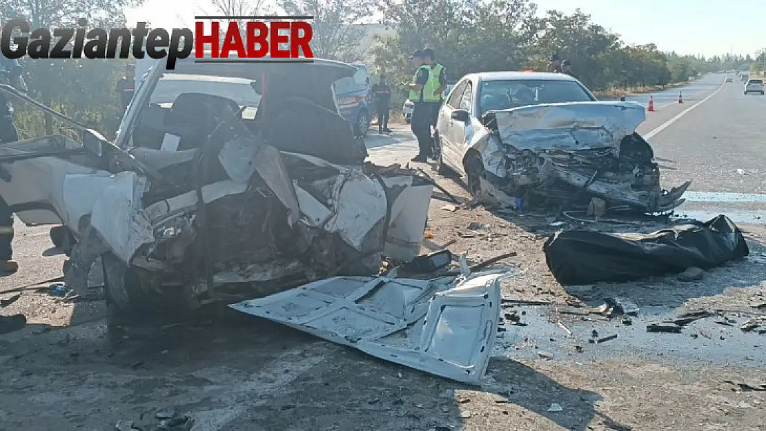 Gaziantep'te iki otomobil kafa kafaya çarpıştı: 1 ölü, 5 yaralı