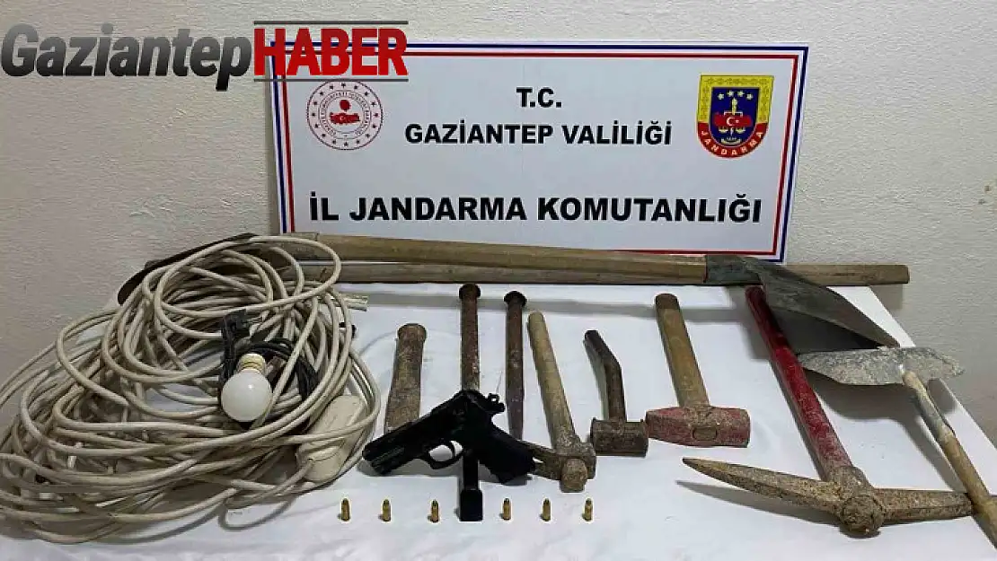 Gaziantep'te kaçak kazı yapan 4 şüpheli yakalandı