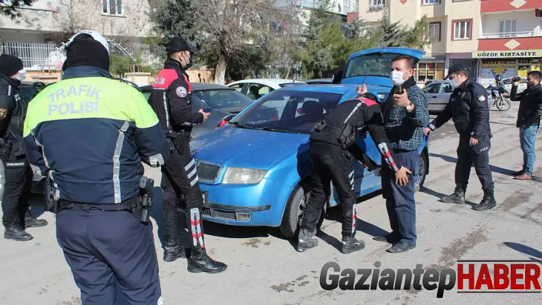 Gaziantep'te okul önlerinde şok uygulama