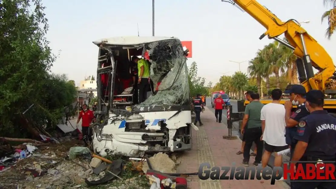 Gaziantep'te otobüs firmasına ait otobüs kaza yaptı? 33 yaralı var