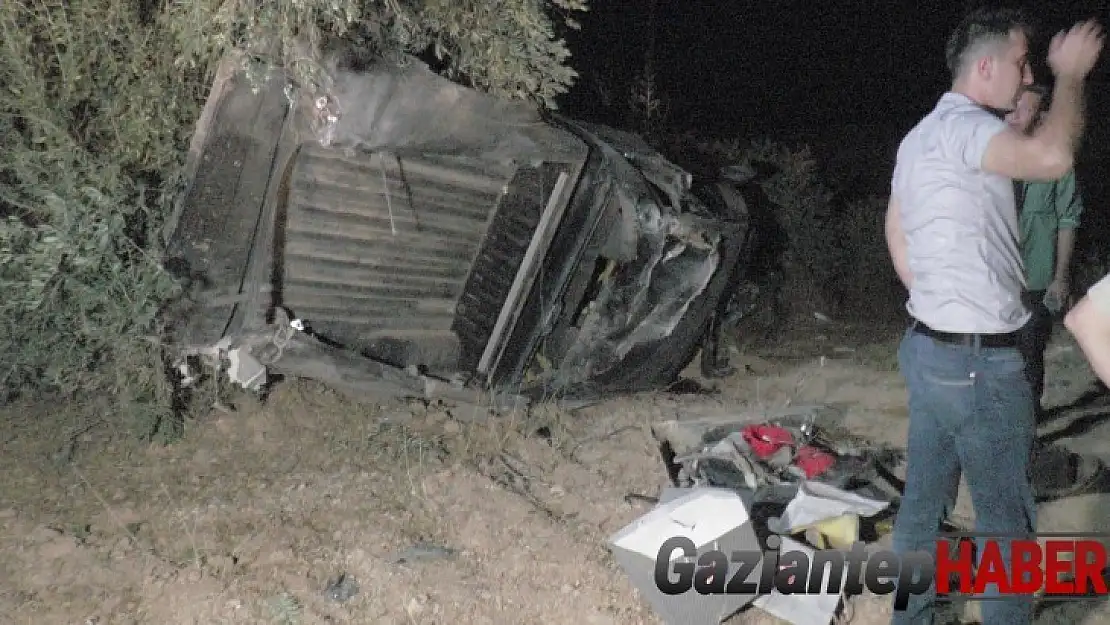 Gaziantep'te polis aracı defalarca takla attı