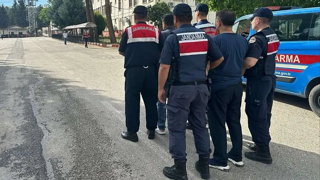 Gaziantep'te silah kaçakçılığı operasyonu: 2 tutuklama