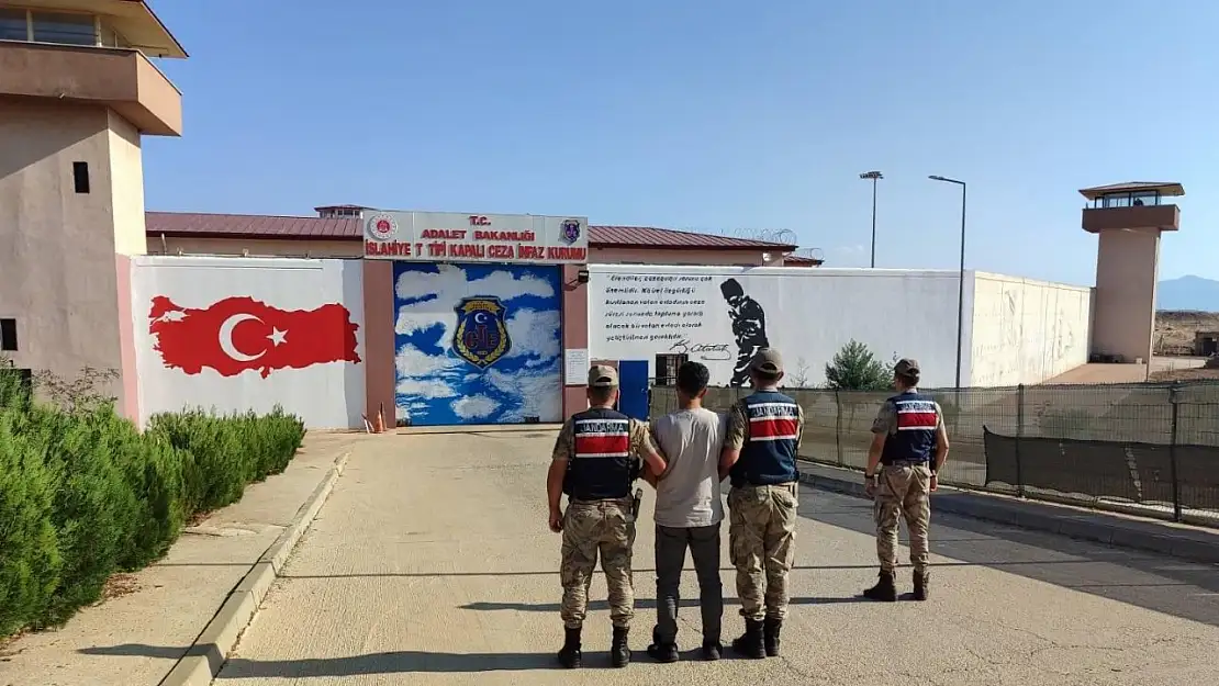 Gaziantep'te terör sempatizanına jandarma baskını