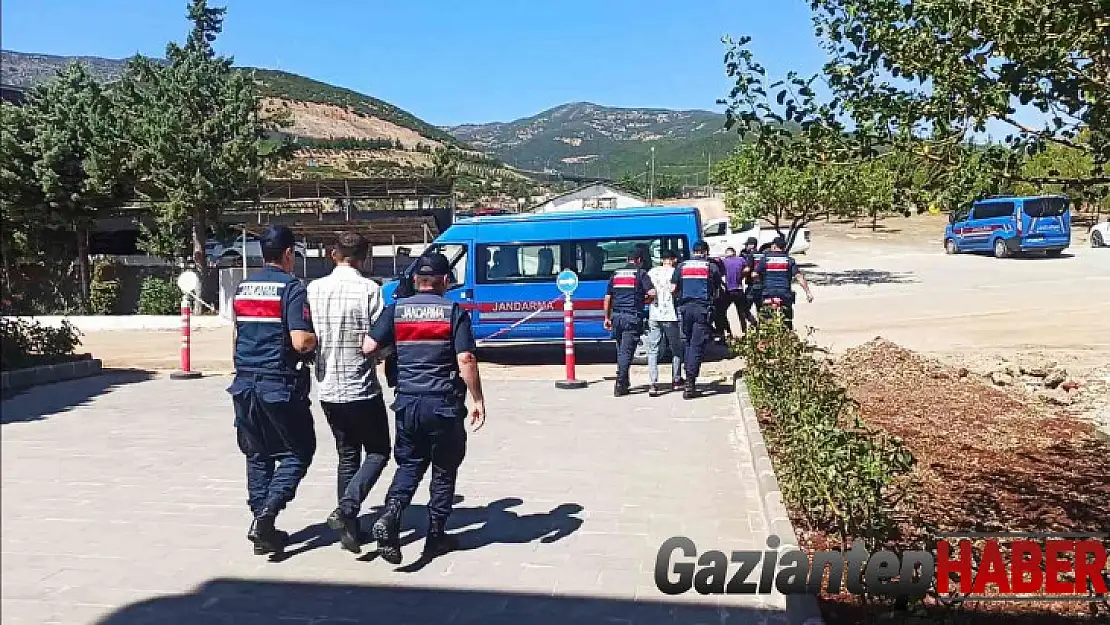 Gaziantep'te uyuşturucu operasyonu: 4 şahıs tutuklandı