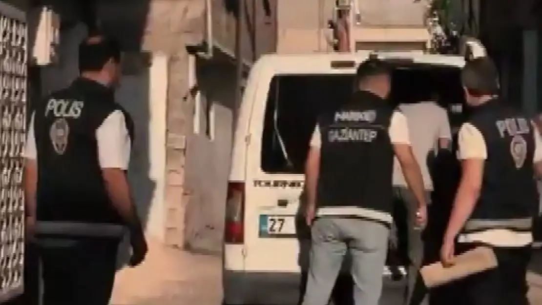 Gaziantep'te uyuşturucu tacirlerine operasyon: 11 şüpheli yakalandı