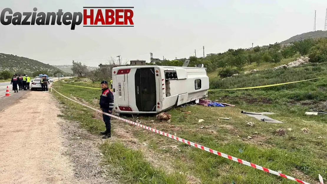 Gaziantep'te yolcu taşıyan midibüs devrildi: 1 ölü, 7 yaralı