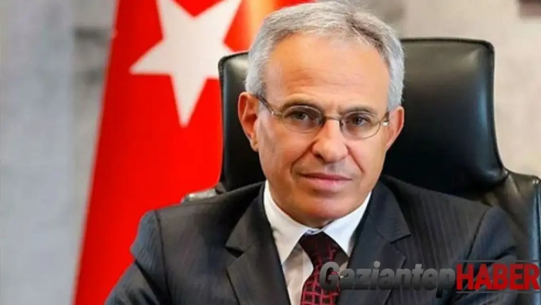Gaziantep Üniversitesi Rektörü, kendisini iki dekanlığın atamış