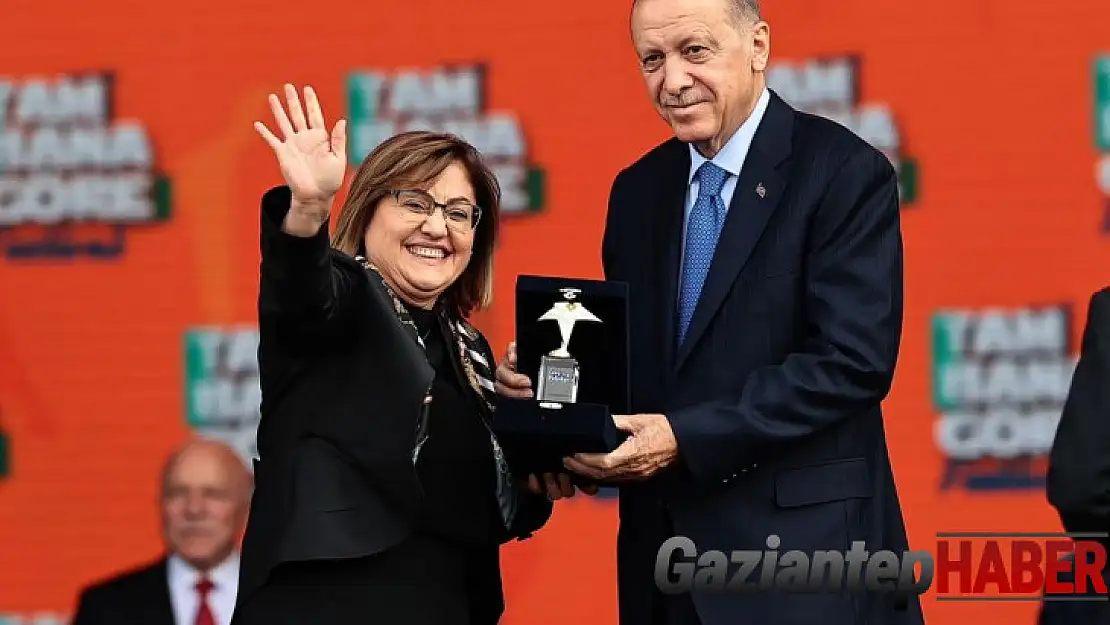 Genç Gaziantep Mobil uygulamasına Cumhurbaşkanı'ndan ödül aldı