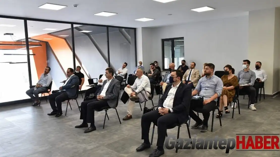 Genç işadamlarından model fabrikaya ziyaret