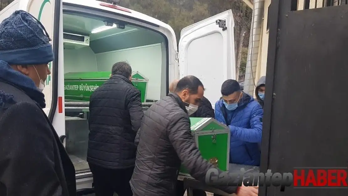 Genç kadının banyoda sır ölümü