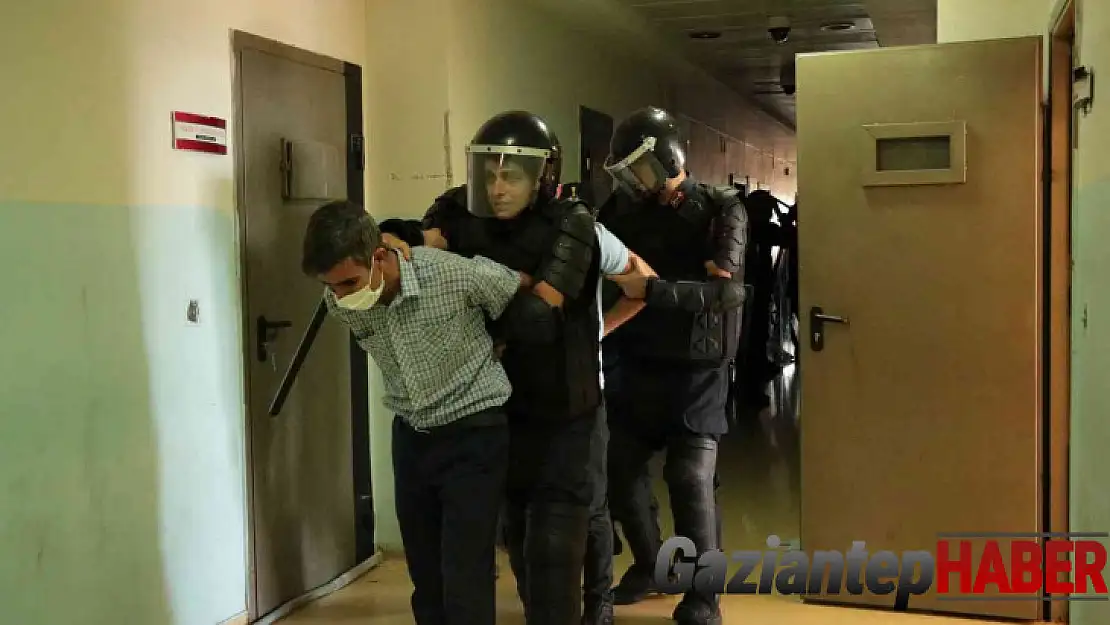 Geri Gönderme Merkezinde müdahale tatbikatı gerçeğini aratmadı
