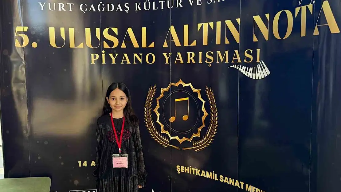 GKV'li Ceyda Sayar piyanoda Türkiye birincisi