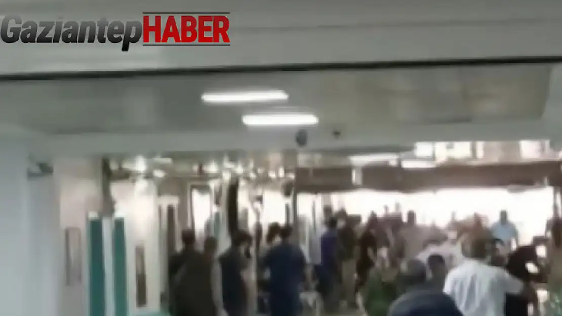 Hastanedeki silahlı kavga sırasında yaşanan panik cep telefonu kamerasında