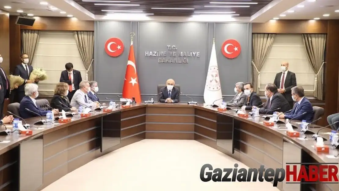 Hazine ve Maliye Bakanı Elvan göreve başladı