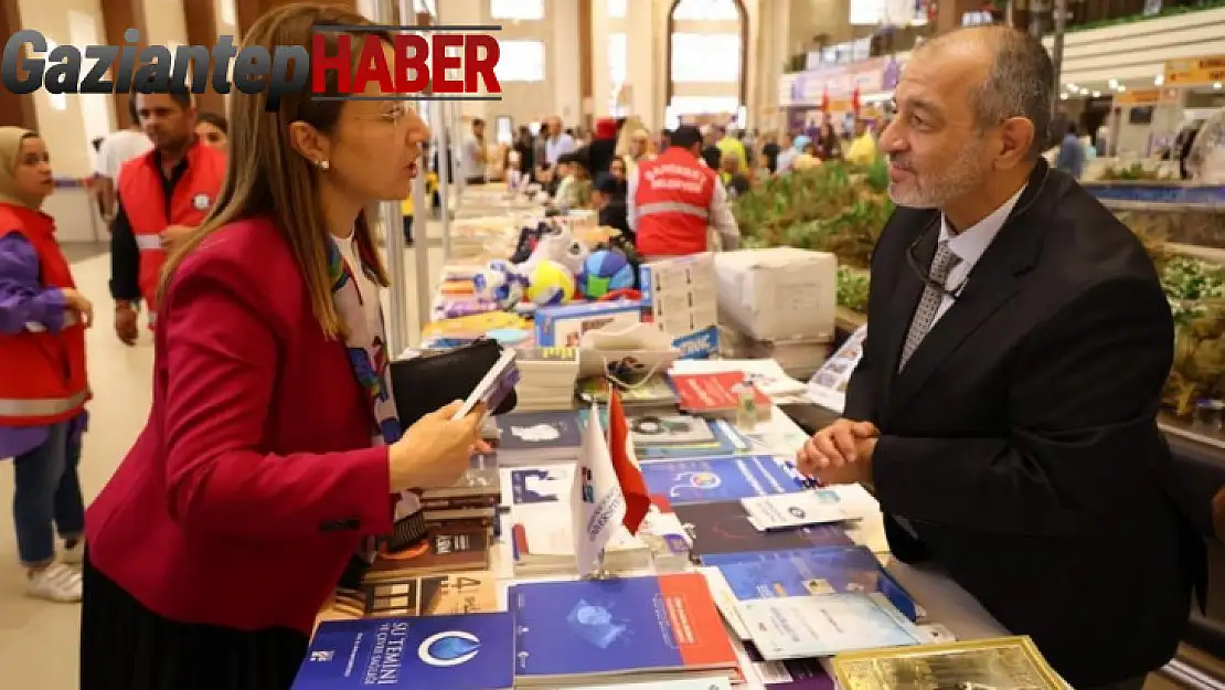 HKÜ, Şahinbey Kitap Günleri'nde kitap tutkunları ile buluştu