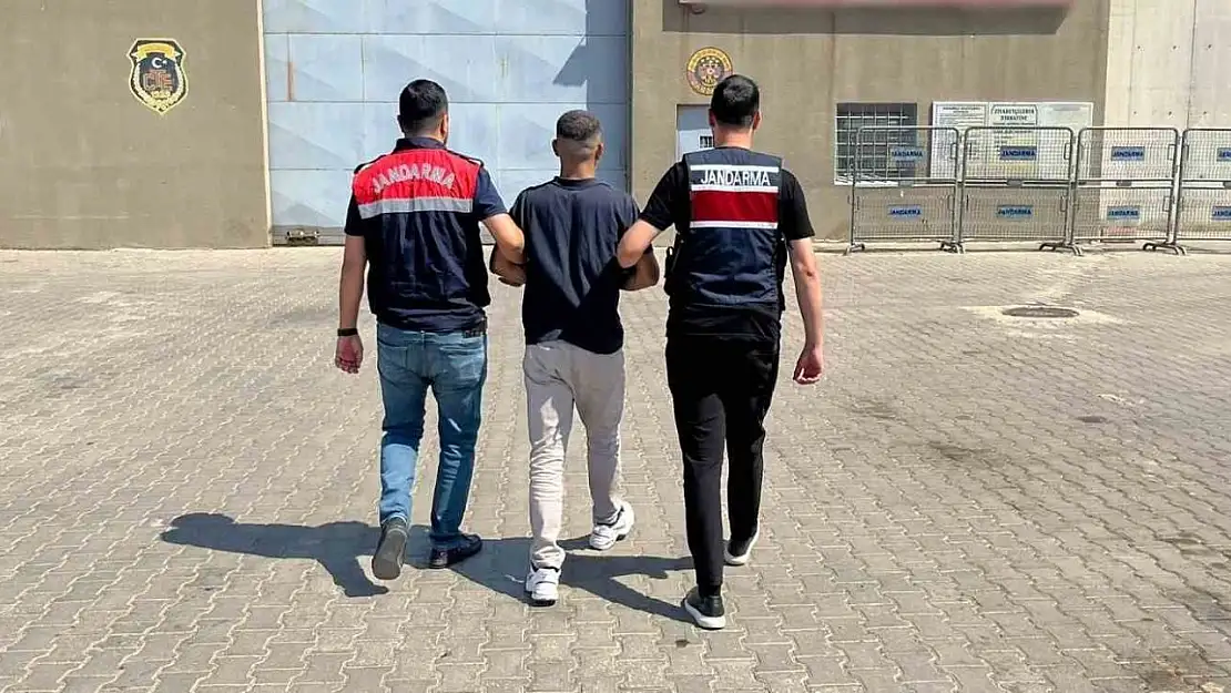 Husumetlilerini bıçakla yaralayan şahıs tutuklandı