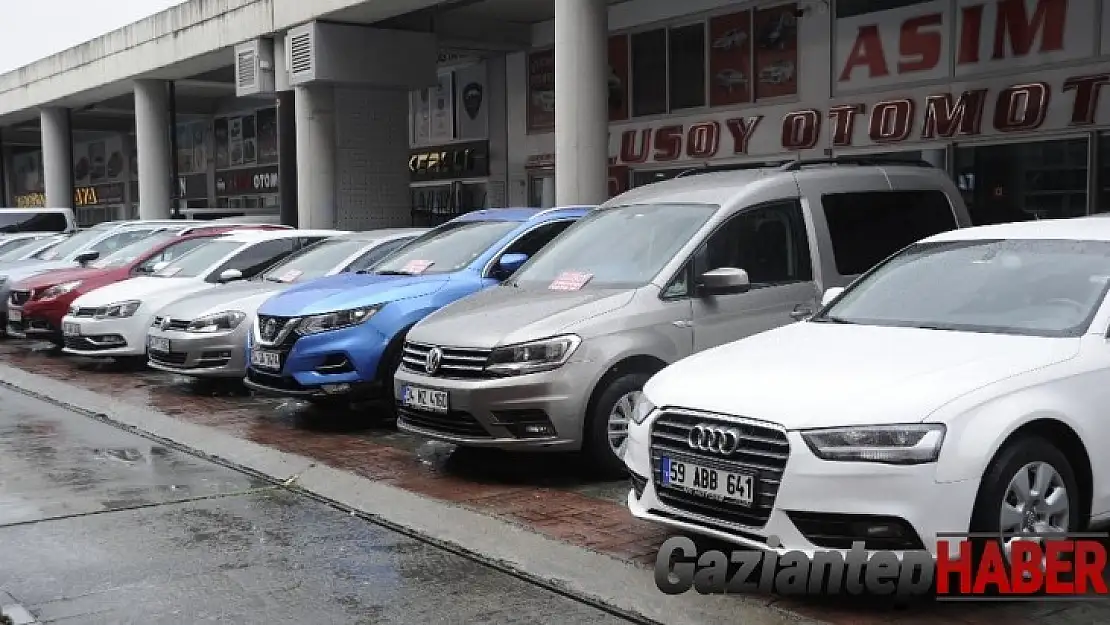 İkinci el otomobil fiyatları düşüyor, fakat alıcı yok