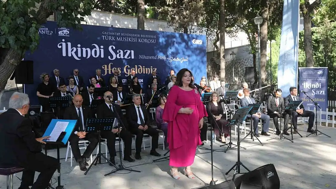 İkindi sazı geleneği ile Gaziantep'e özgü türküler yeniden seslendirildi