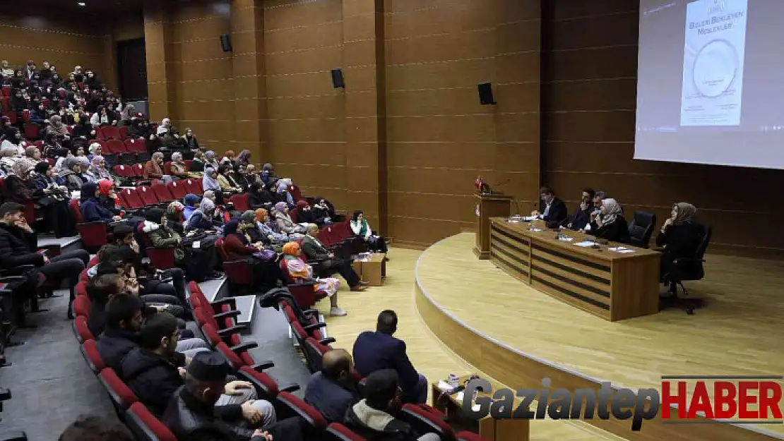 İlahiyat mezunlarını bekleyen meslekler