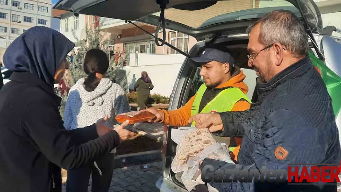 İMKANDER, depremzedeleri yalnız bırakmadı