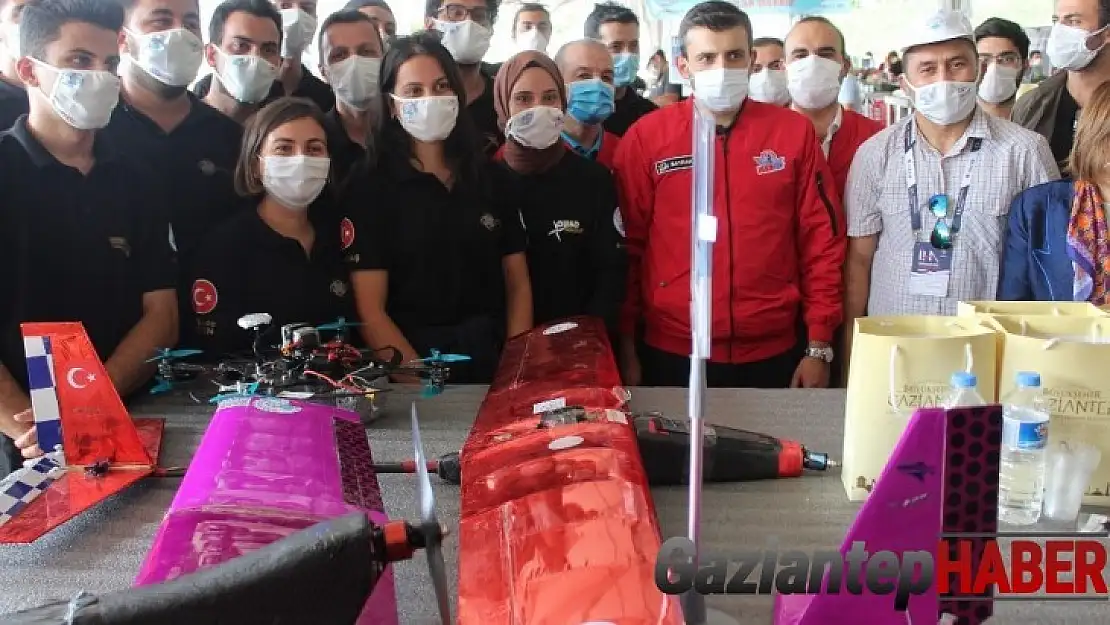 İnsansız hava araçları Gaziantep semalarında yarıştı