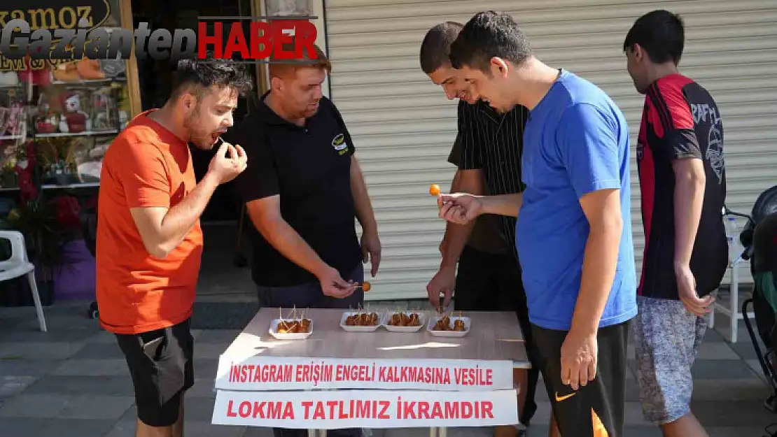 Instagram'ın erişime açılması Gaziantep'te lokma dağıtılarak kutlandı