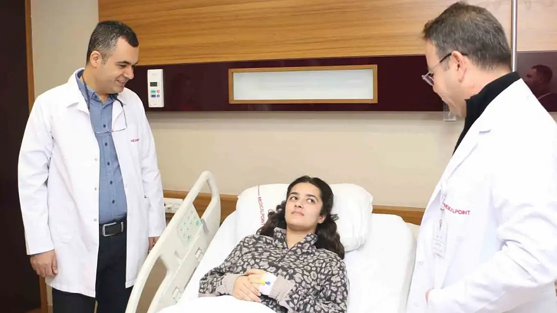 Irak'tan gelen genç, Medical Point'te sağlığına kavuştu