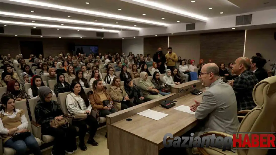 İş ve Kariyer Merkezi, kentteki istihdam oranını artırıyor