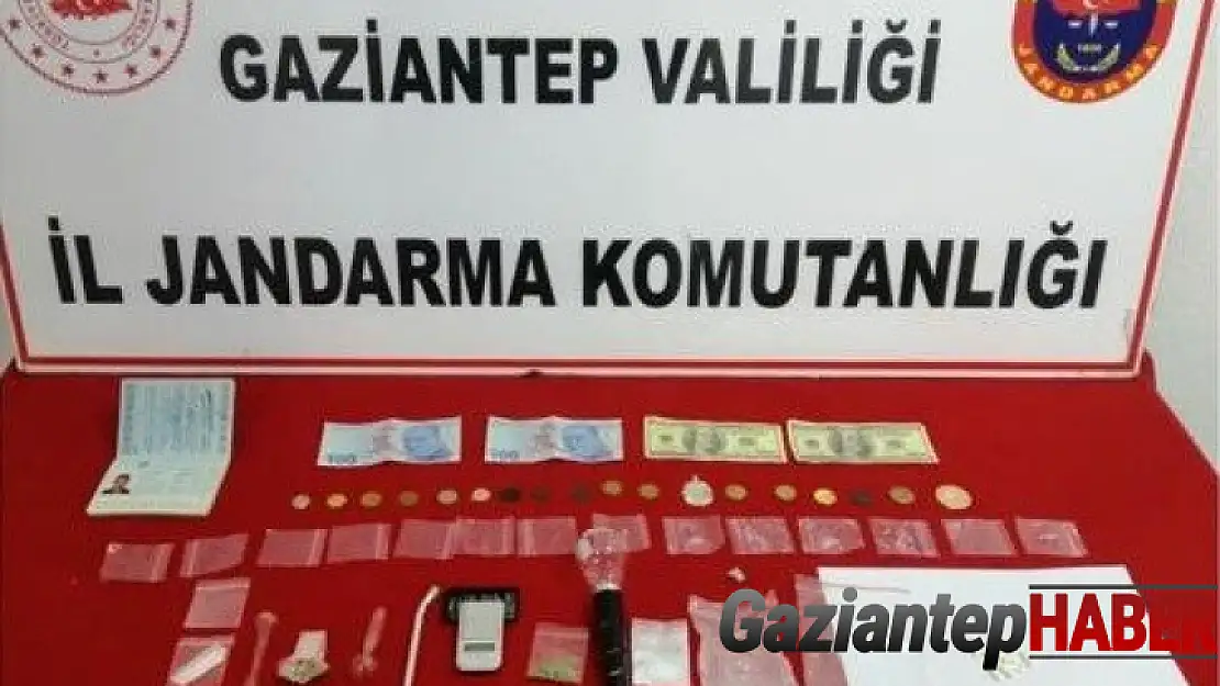 Jandarma uyuşturucu satıcısı ve kaçakçılara göz açtırmıyor