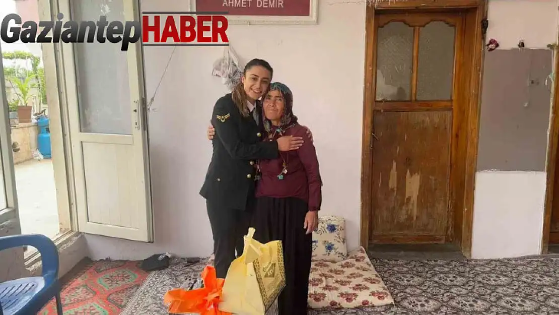 Jandarmadan şehit anneleri ve eşlerine 'Anneler Günü' sürprizi