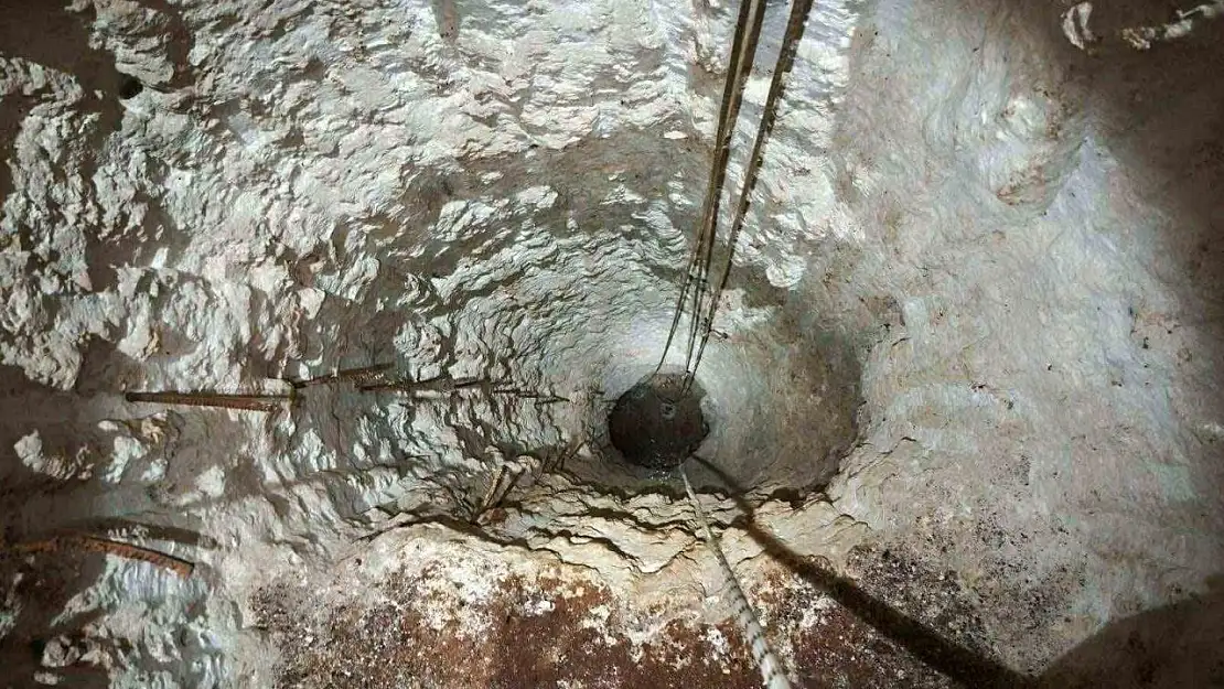 Kaçak kazı yapan şahsı, jandarma suçüstü yakaladı