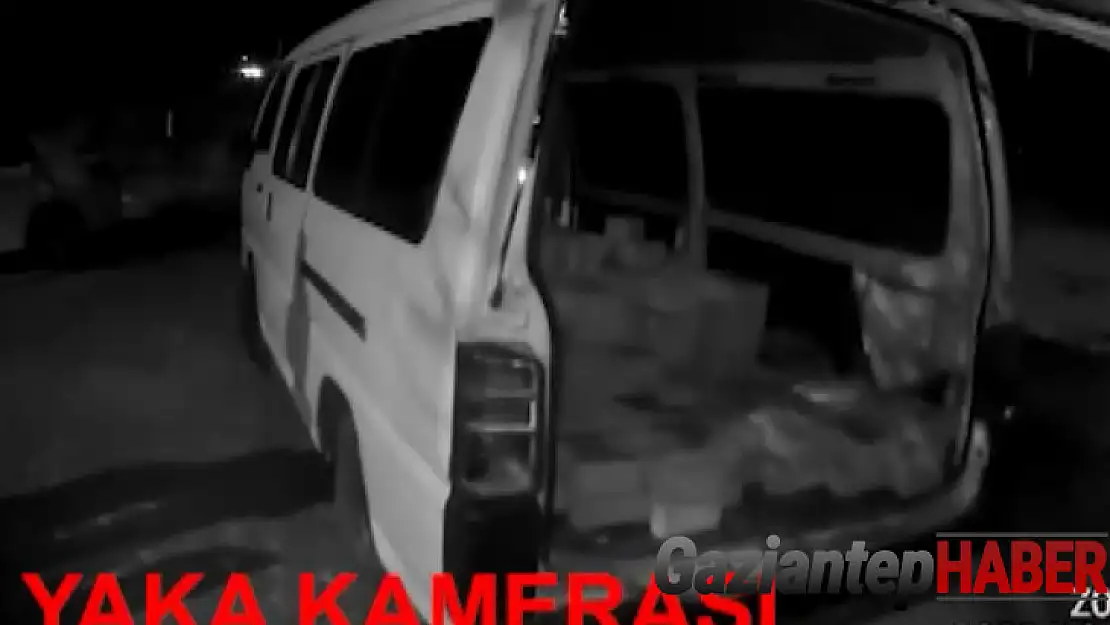 Kaldırım taşlarını çalan şüpheliler suçüstü yakalandı