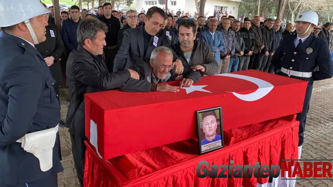 Kazada hayatını kaybeden polis memuru son yolculuğuna uğurlandı