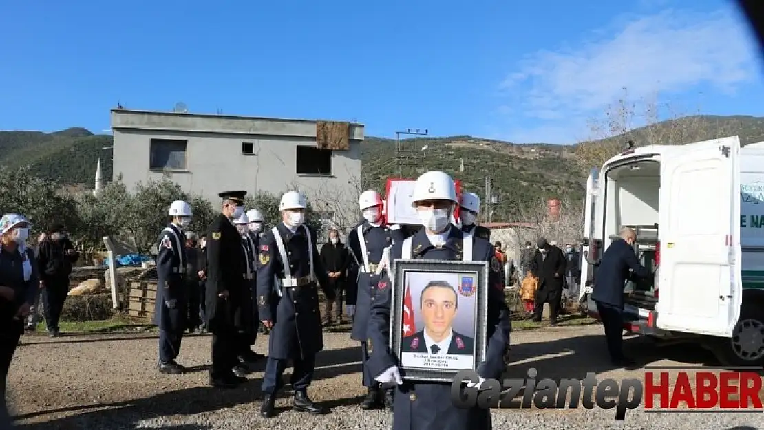 Kazada vefat eden baba oğul defnedildi