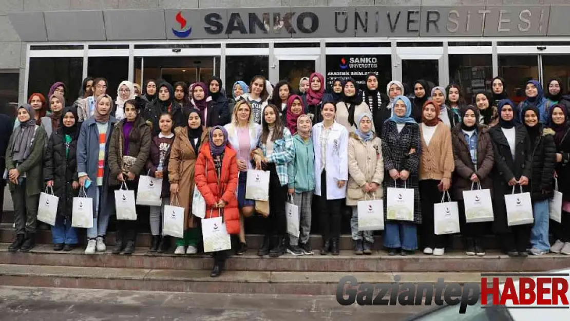 Lise öğrencilerinden SANKO Üniversitesi'ne ziyaret