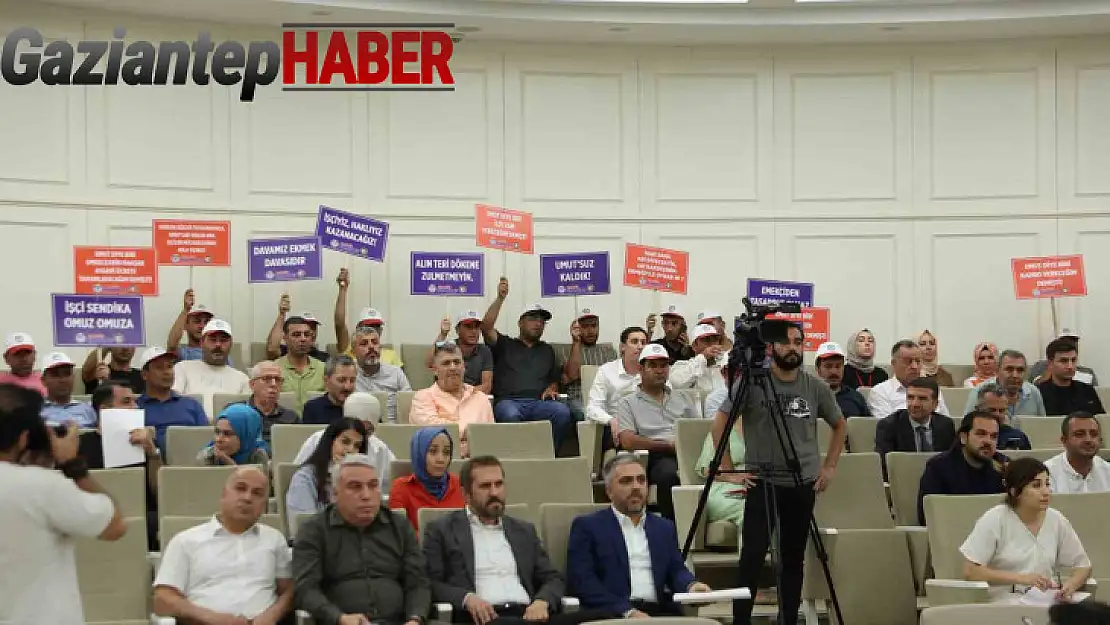 Mecliste Umut Yılmaz protestosu