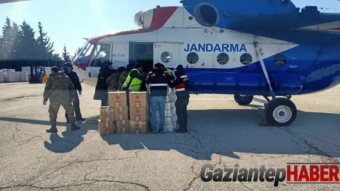 Mehmetçik 532 köye helikopter ile yardım malzemesi ulaştırıldı