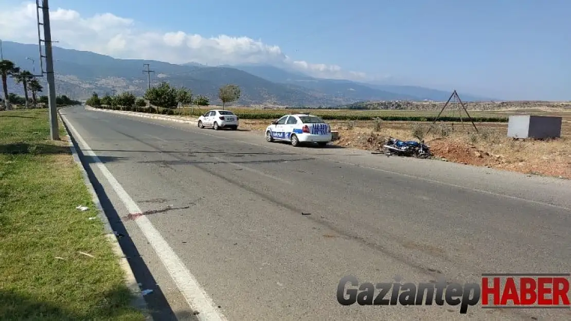 Motosiklet otomobile çarptı: 1 yaralı